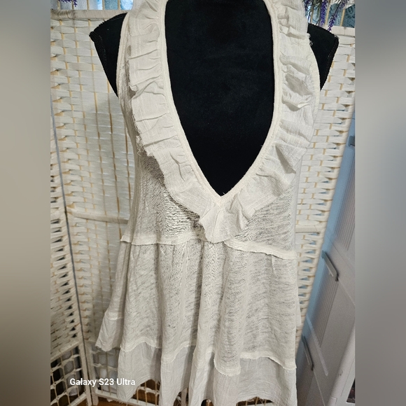 Free People White Burnout Linen Blend Raw Edge Ruffled Tiered Low V Tank Top - Picture 3 of 7